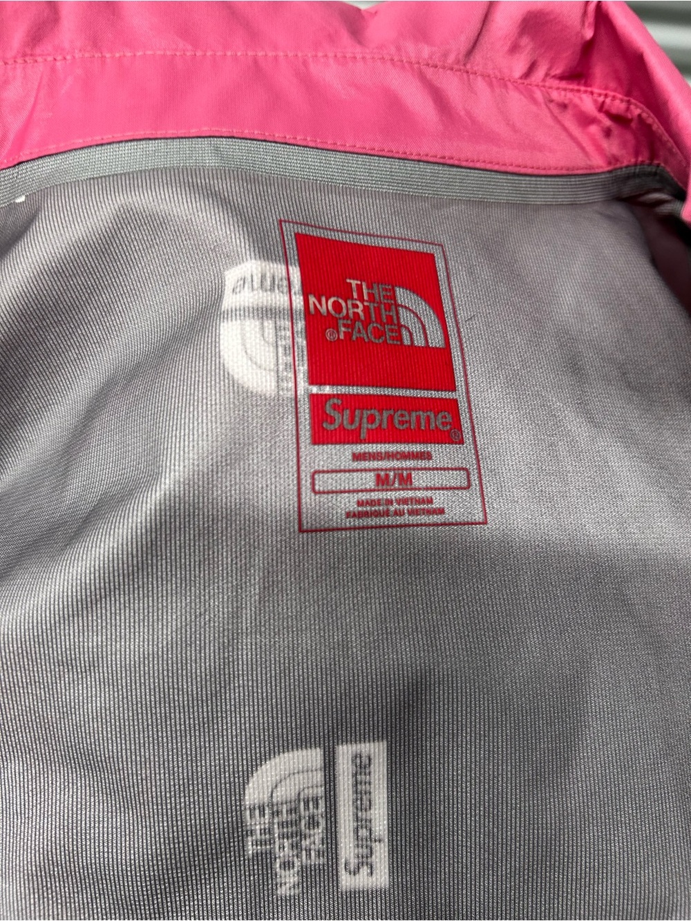 Supreme x the northface summit series outer tape seam coaches jacket - Picture 3 of 4